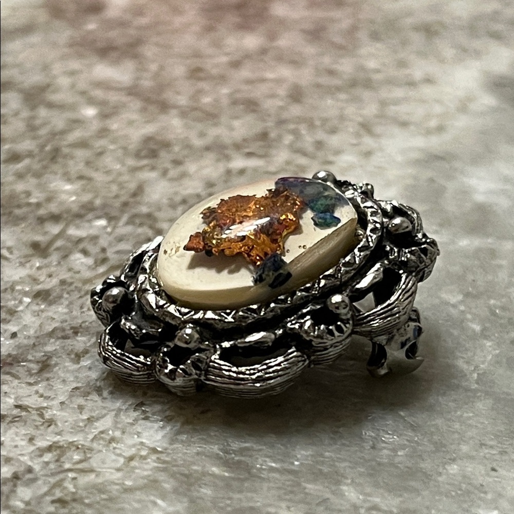 Vintage Ceramic Glazed Cameo Brooch - Picture 6 of 7
